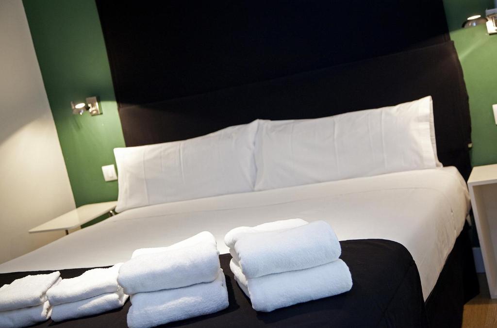 Metropol Rooms Madrid Ruang foto